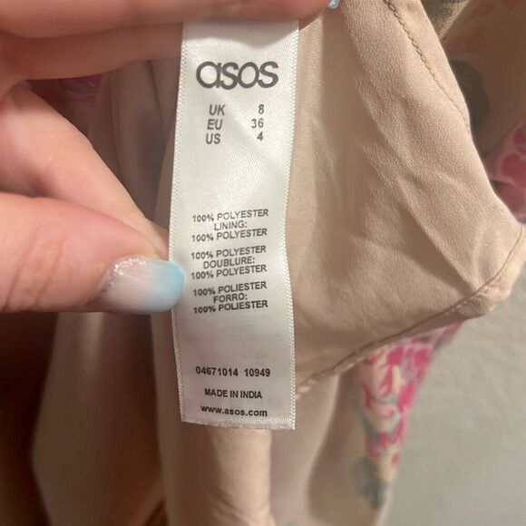 ✨ASOS Wrap Front Angel Sleeve Sz 4 Dress in Pretty Hydrangea Print✨ - Picture 9 of 9